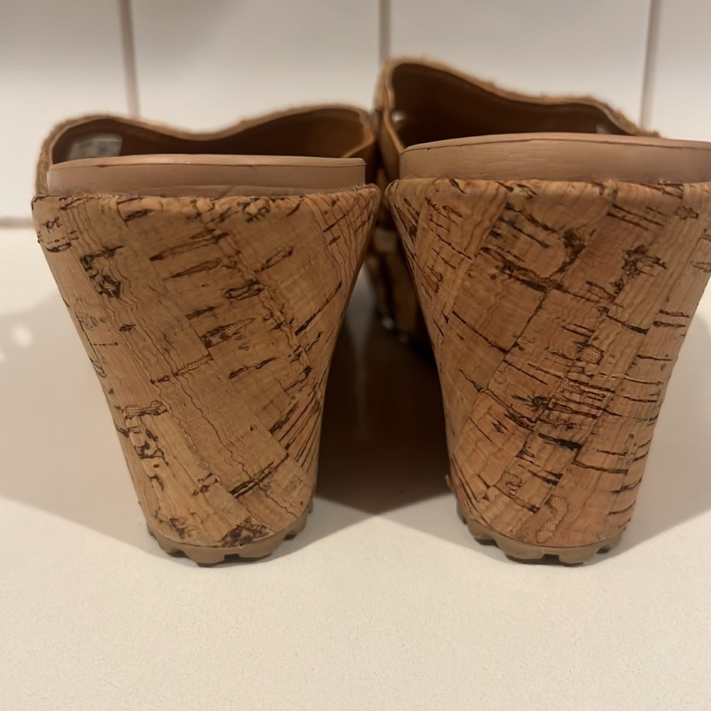 Crocs Cork Wedge Sandals Brown Blake Snake Print Strappy Wedges Size 6 worn once - Picture 3 of 6